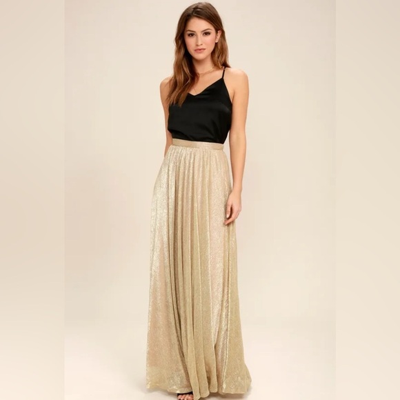 COPY - Lulu’s Jovial Occasion Metallic Gold High Rise Maxi Skirt Size M Lined. - Picture 1 of 9